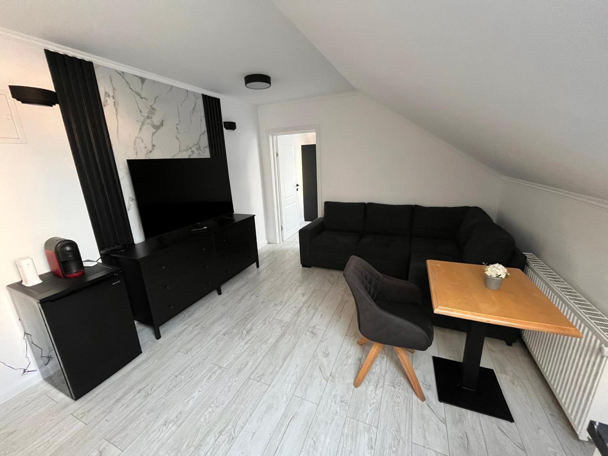 Lira Holiday Apartments Satu Mare Luaran gambar
